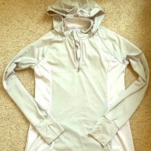 Long sleeve running pullover with hood